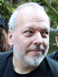 407785_10150491228966593_1517718015_n